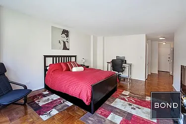 Rented by Bond New York