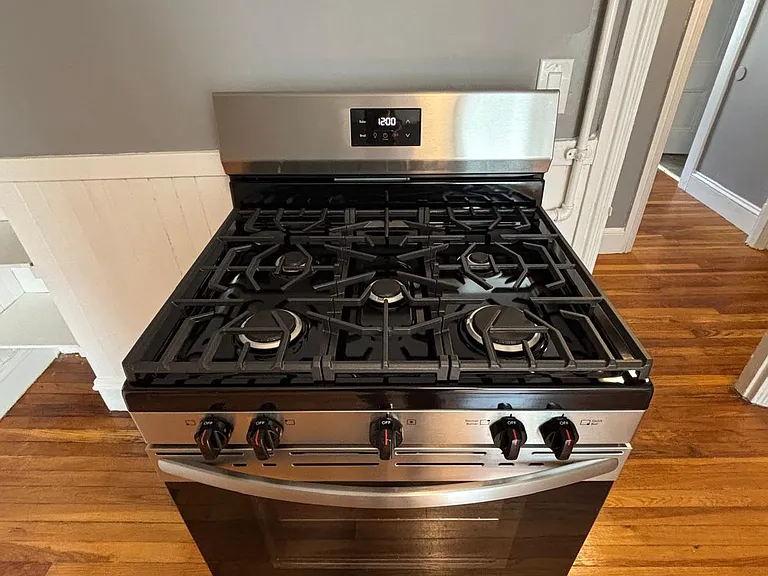 123 East St #1 — Photo 16