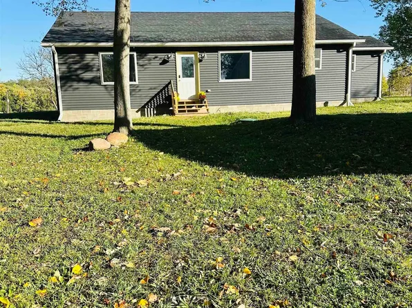 1062 N Mill St, New Castle, IN 47362