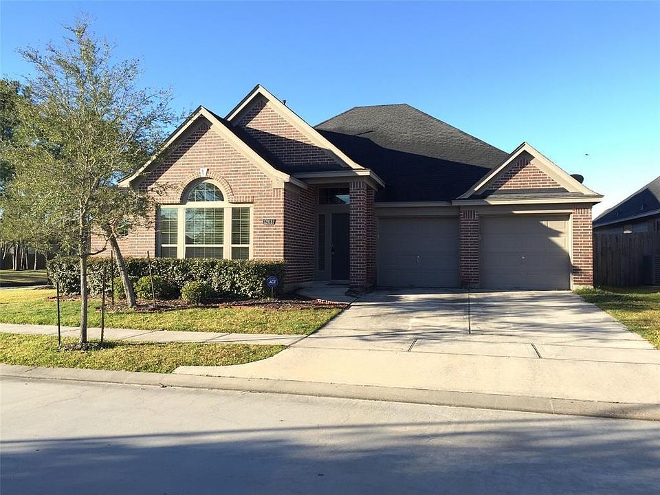 1st image of 12918 Leafy Shores Dr
