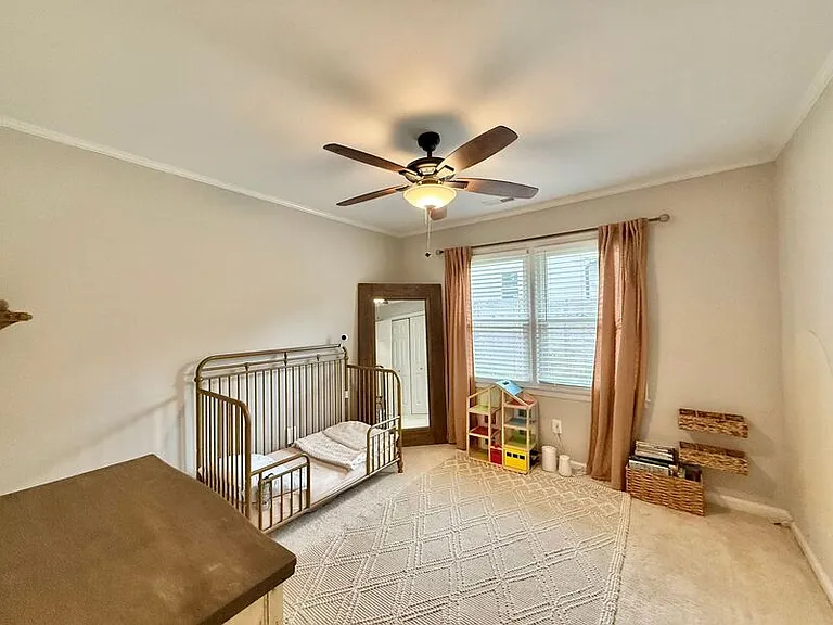 908 Plateau Ln — Photo 17