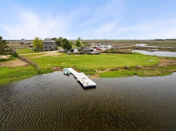 53 Plum Island Tpke, Newbury, MA 01951