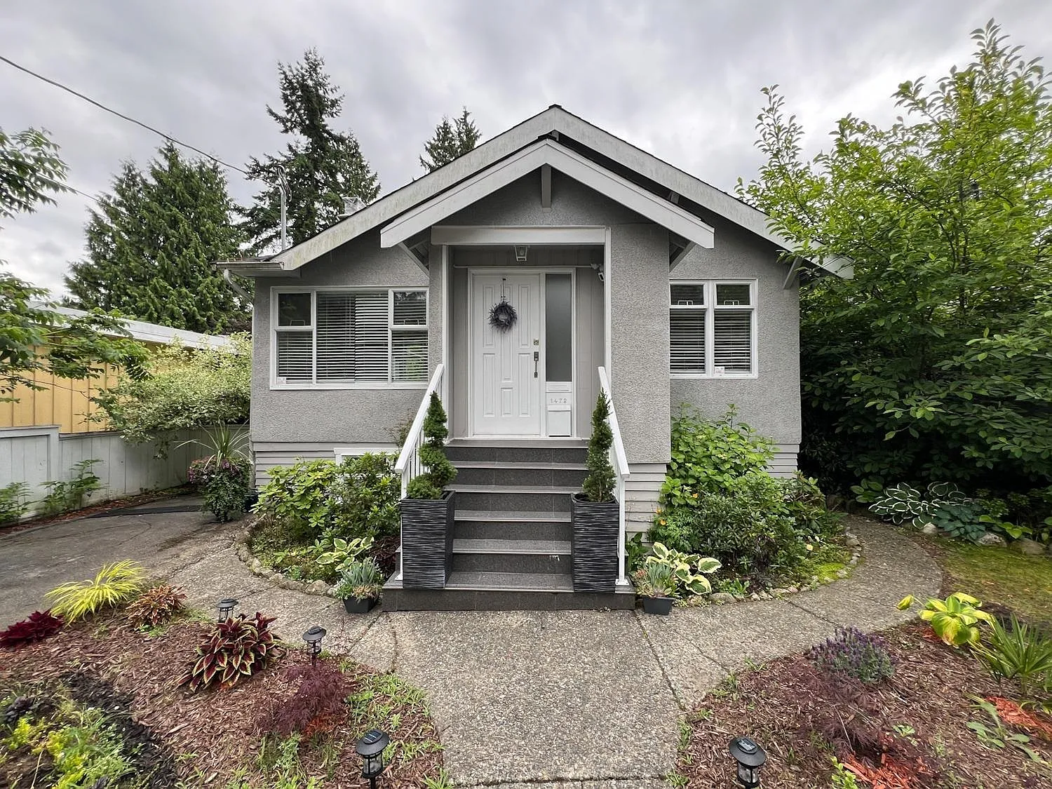4 bed, 1800 sqft, $5,995 — Photo 3