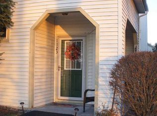 1123 Hampton Place Blvd, Troy, NY 12180