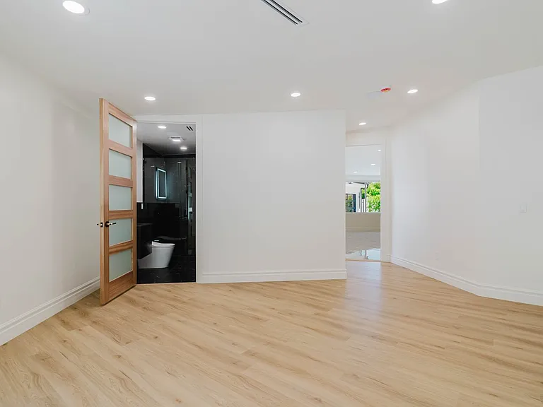 9010 Dempsey Ave — Photo 26