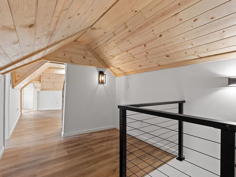 1704 Bailey Ave — Photo 12