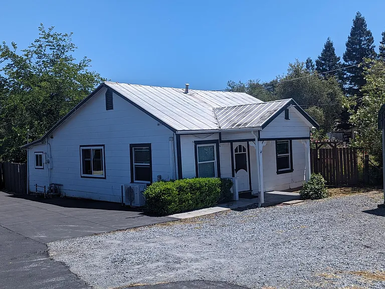 3431 Taylor Rd #A — Photo 1