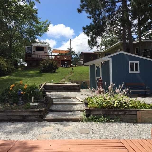 1st image of 219 Lake Warren Dr