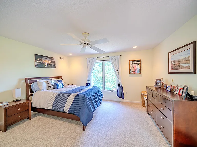 332 Flower Dr — Photo 22