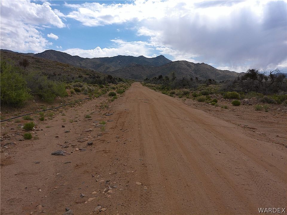 2nd image of Lot 7 W 6th Street