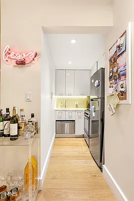 Rented by MNS Marketing | media 19