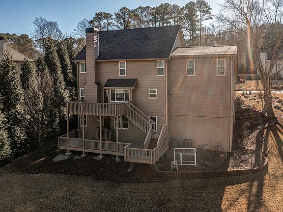 3rd image of 4707 Hallford Way NE