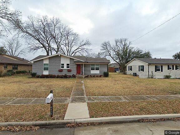 1st image of 8806 Forest Green Dr