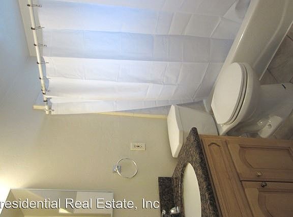 4th image of 832 N 1st St APT 01