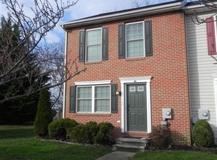 46 Santa Fe Ct, Falling Waters, WV 25419