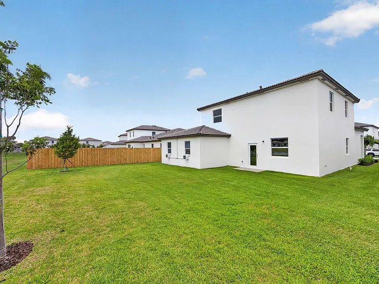 2444 SE 29th Dr #A — Photo 19
