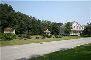 2nd image of 7909 Olde Pond Rd