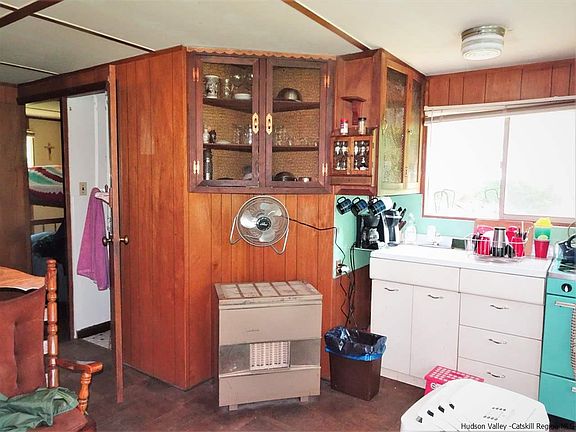 5th image of 156 Glen Acres Spur
