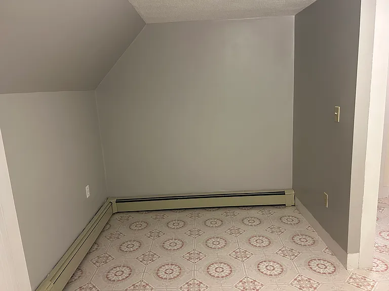58 Maple St #2 — Photo 16