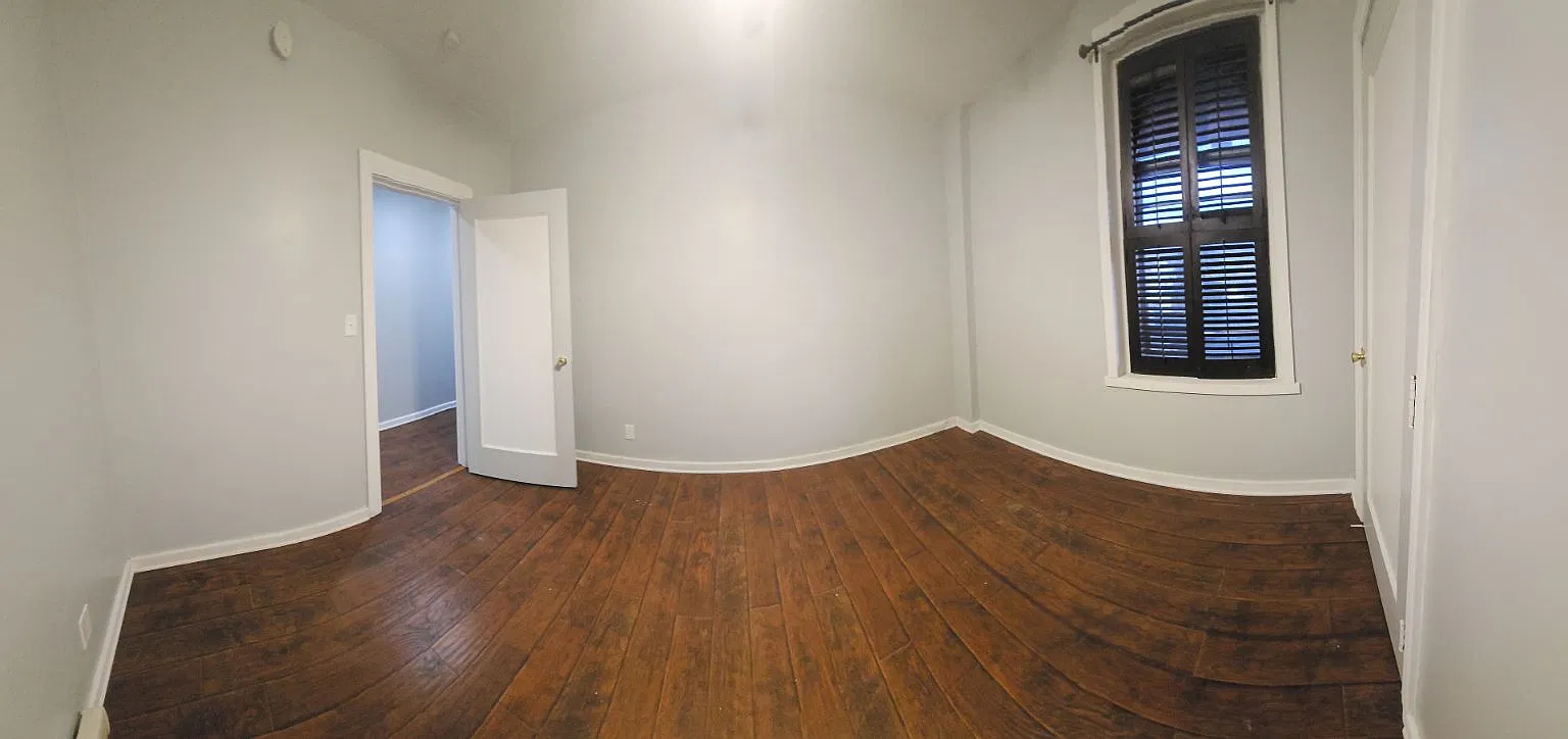 3 bed, 1776 sqft, $869 — Photo 4