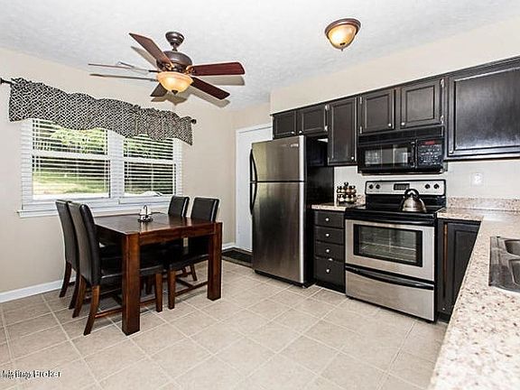 IS5emw44fvcif31000000000