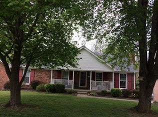 7110 Blazier Ct, Spring Mill, KY 40228