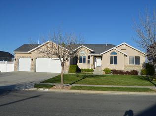 9653 S Skye Dr, South Jordan, UT 84009