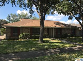 412 Buckingham St, Victoria, TX 77904