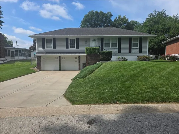 16017 E 37th St S, Independence, MO 64055