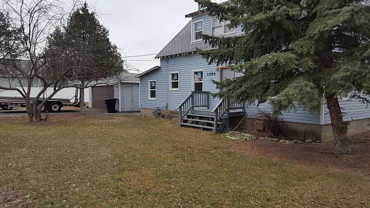 1084 Kyhl Ln — Photo 1