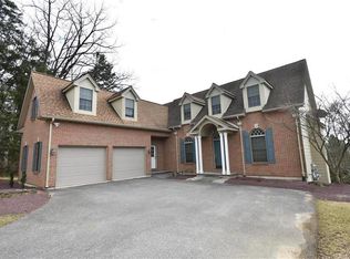 7320 Lochhaven St, Allentown, PA 18106