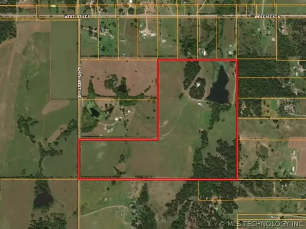 52110 W 1st St S, Jennings, OK 74038