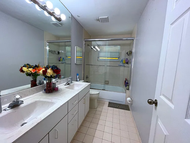 9988 NW 48th Ct — Photo 32