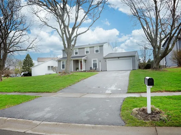 88 Damsen Rd, Rochester, NY 14612
