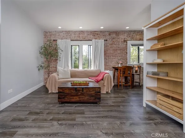 325 W 3rd St Unit 204, Long Beach, CA 90802