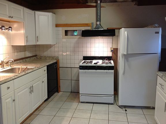 3rd image of 461 Warren Wright Rd