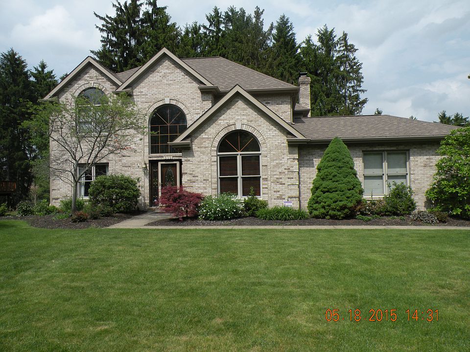 1st image of 315 Waterford Ct