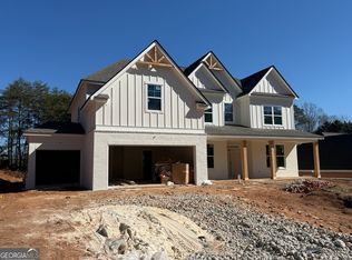 2646 Waters Edge Dr, Gainesville, GA 30504