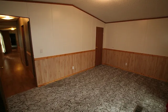 2732 Donna Ave — Photo 13