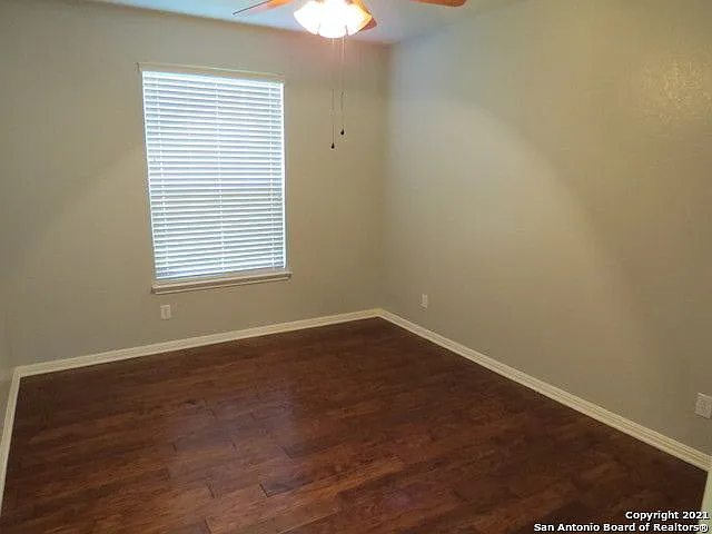 519 Ginsberg Dr — Photo 13
