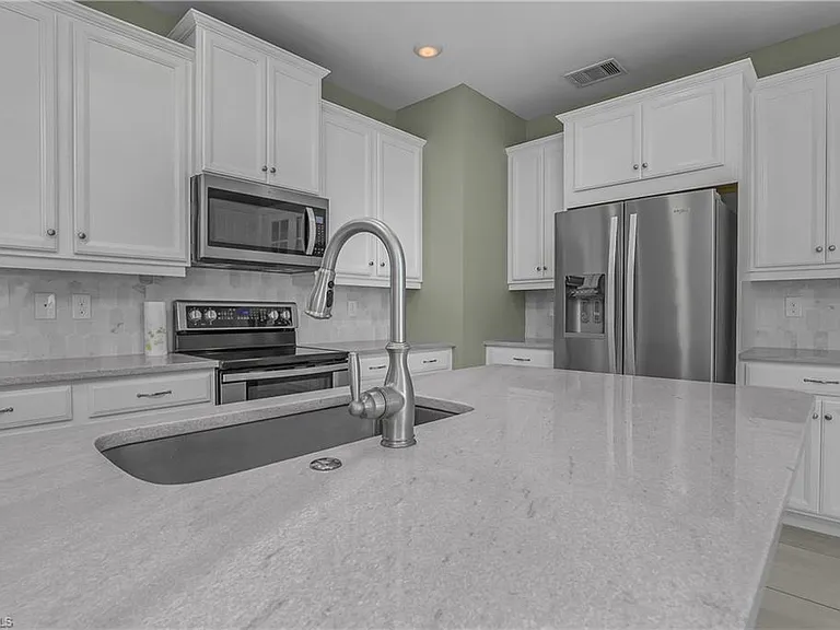 28358 Captiva Shell Loop — Photo 20