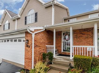 362 Forest Edge Dr, East Amherst, NY 14051