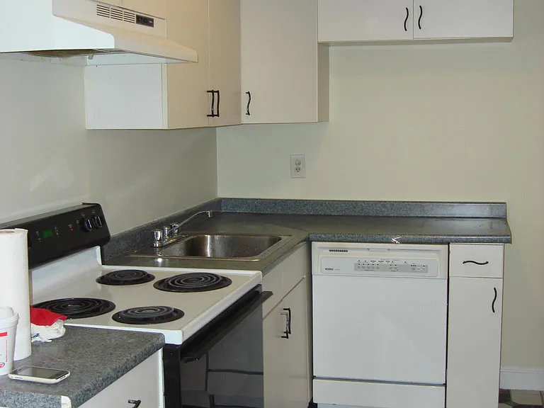 859 Broadway #8 — Photo 7
