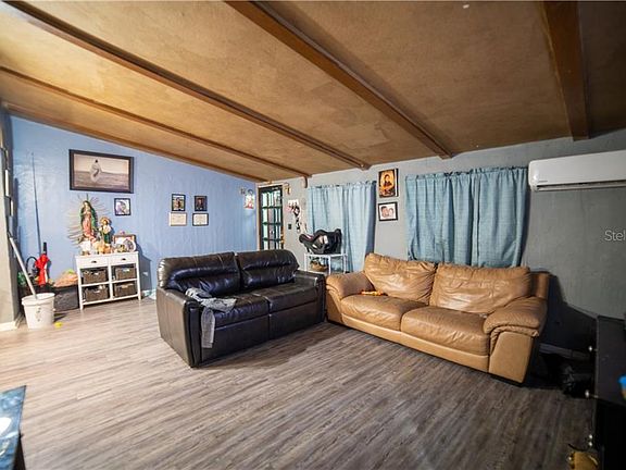 4th image of 12311 Spottswood Dr