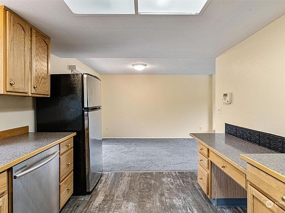 3rd image of 15220 17th Avenue Ct E