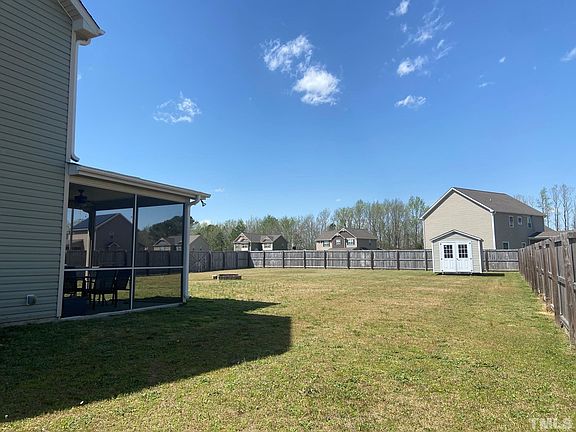 4th image of 201 Ingram Fields Dr