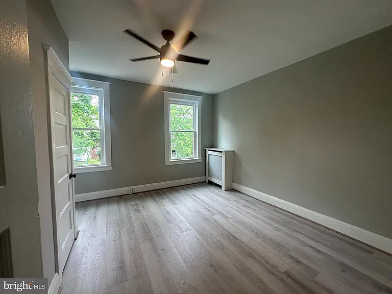 125 N Monastery Ave — Photo 16