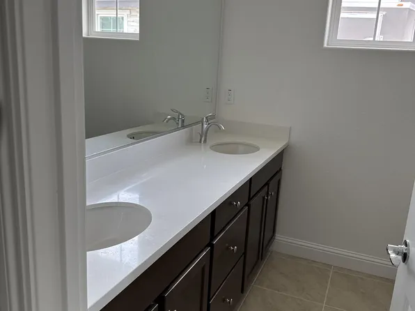 (undisclosed Address), Manteca, CA 95337