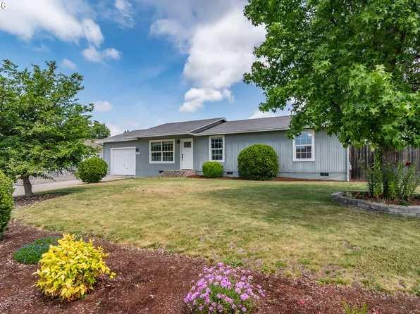 113 Shaffer Ct, Roseburg, OR 97471