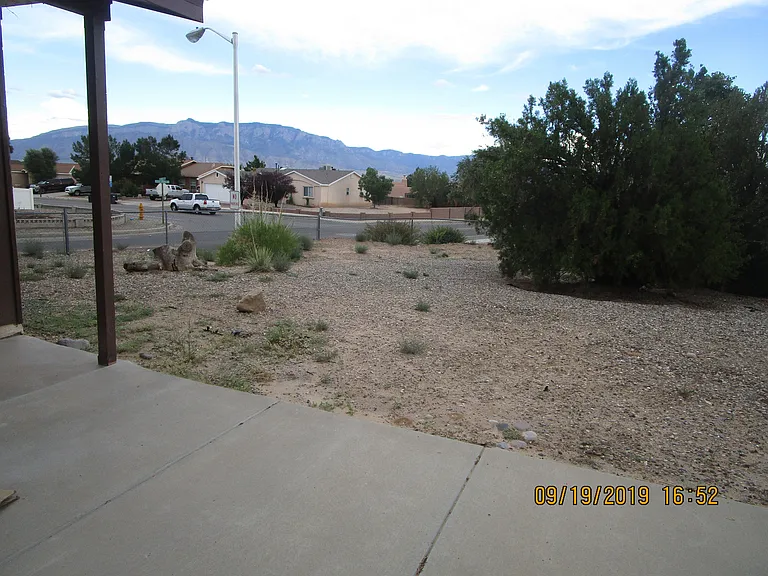 900-902 904 #906 — Photo 13